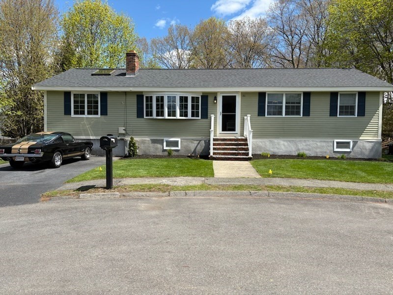 31 Columbus Road Woburn, MA 01801 - Photo 1 of 27