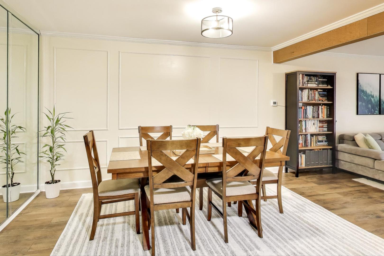 2303 South Goebbert Road, Unit A109 Arlington Heights, IL 60005 - Photo 11 of 40 Gallery Image 11
