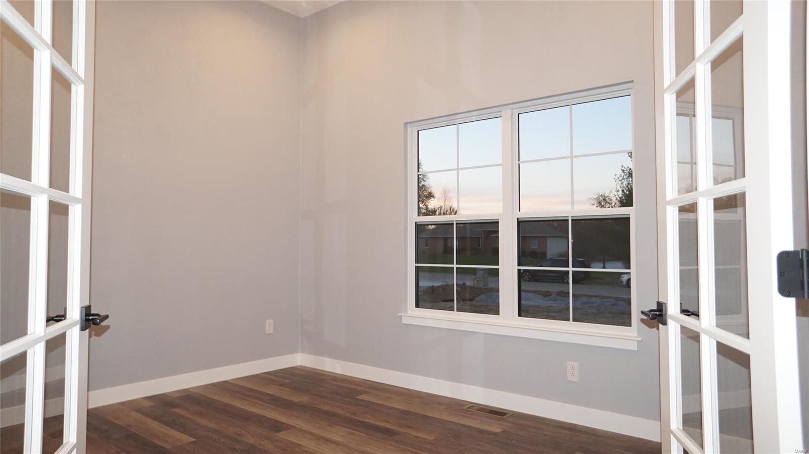 5202 Live Oak Drive Smithton, IL 62285 - Photo 11 of 70