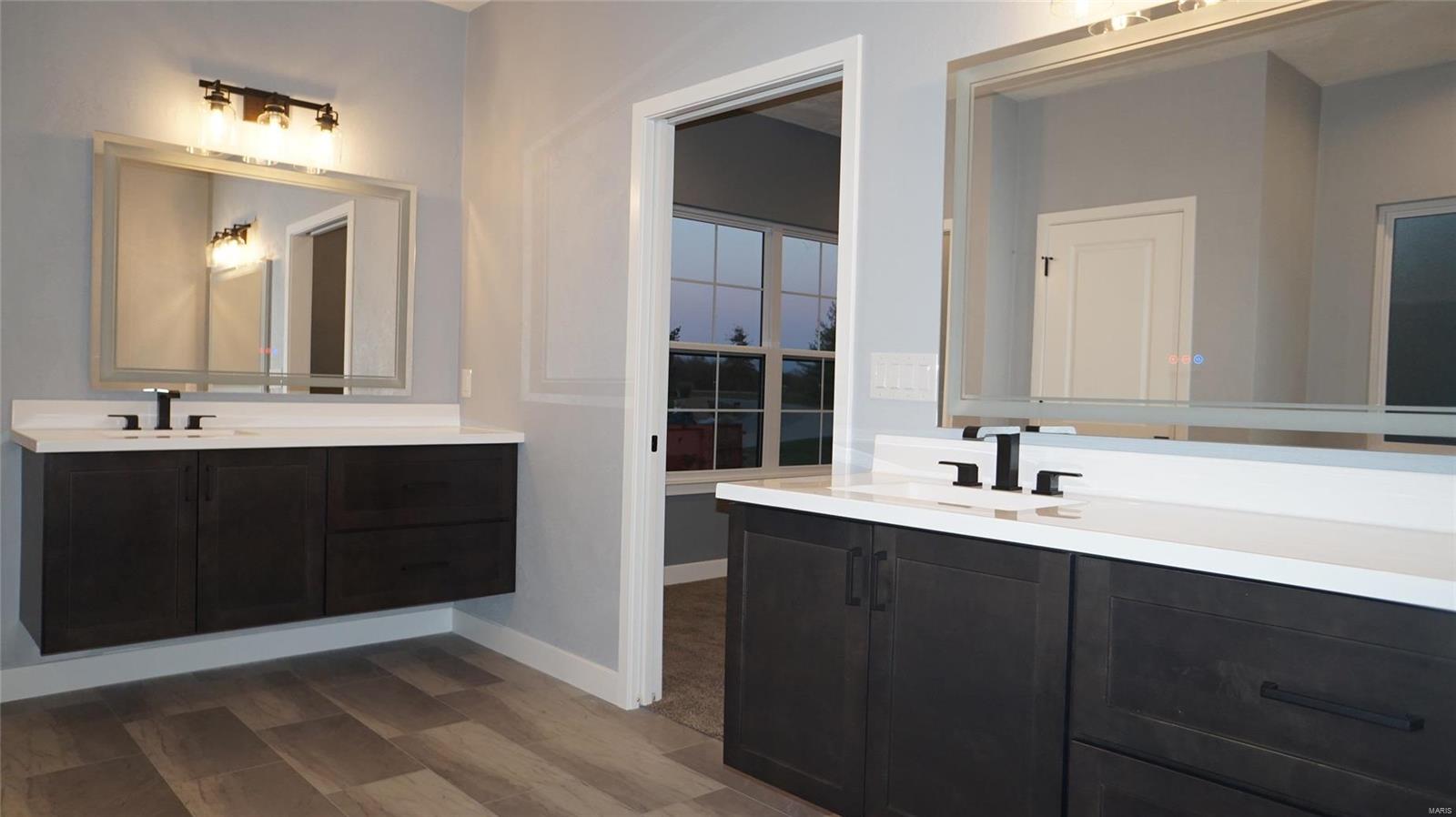 5202 Live Oak Drive Smithton, IL 62285 - Photo 21 of 70