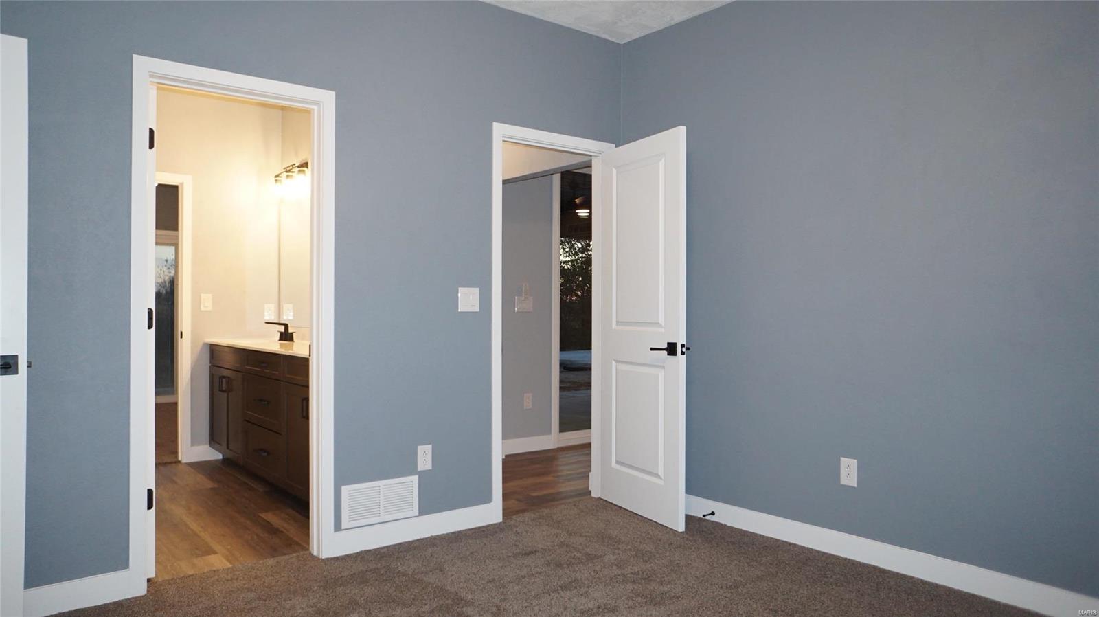 5202 Live Oak Drive Smithton, IL 62285 - Photo 36 of 70