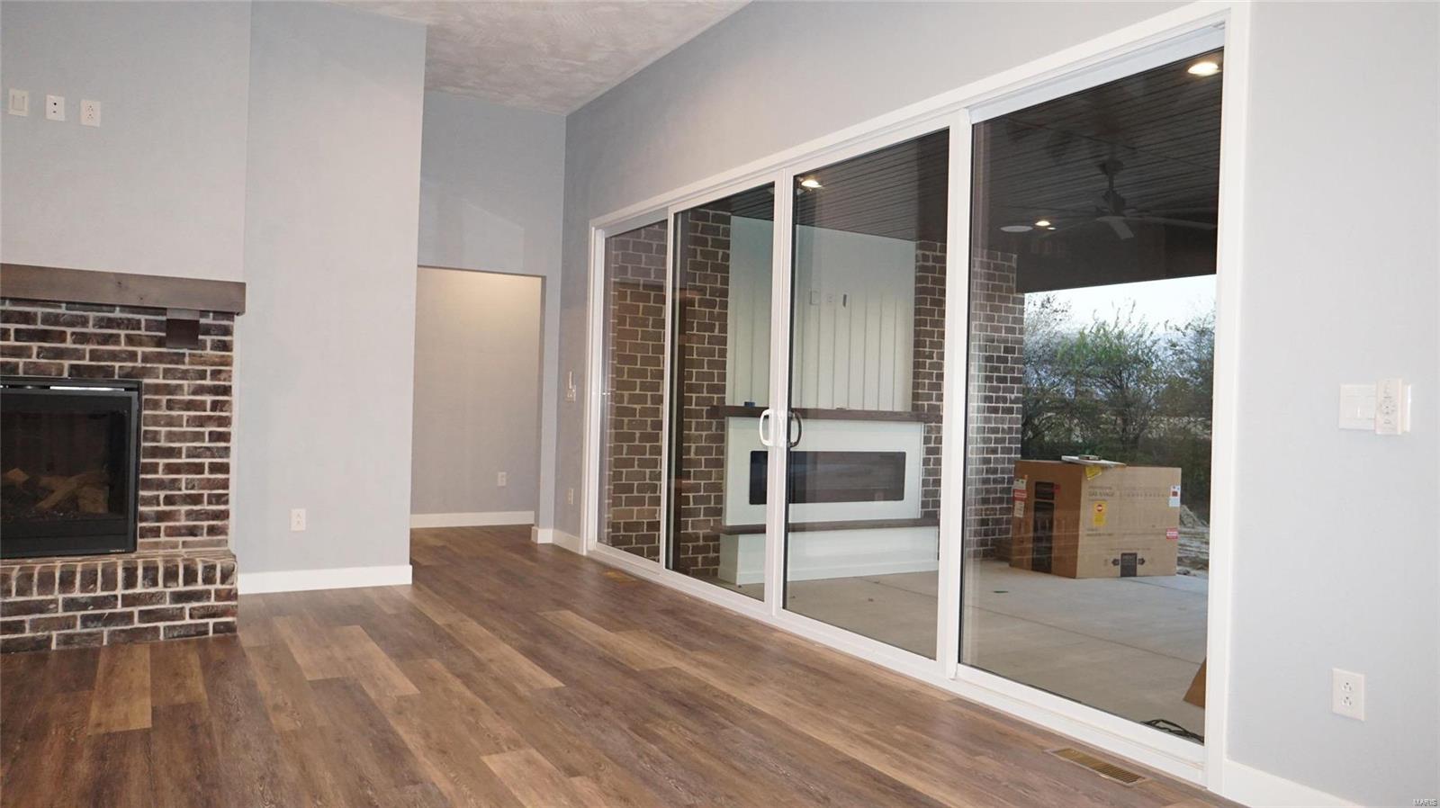 5202 Live Oak Drive Smithton, IL 62285 - Photo 4 of 70