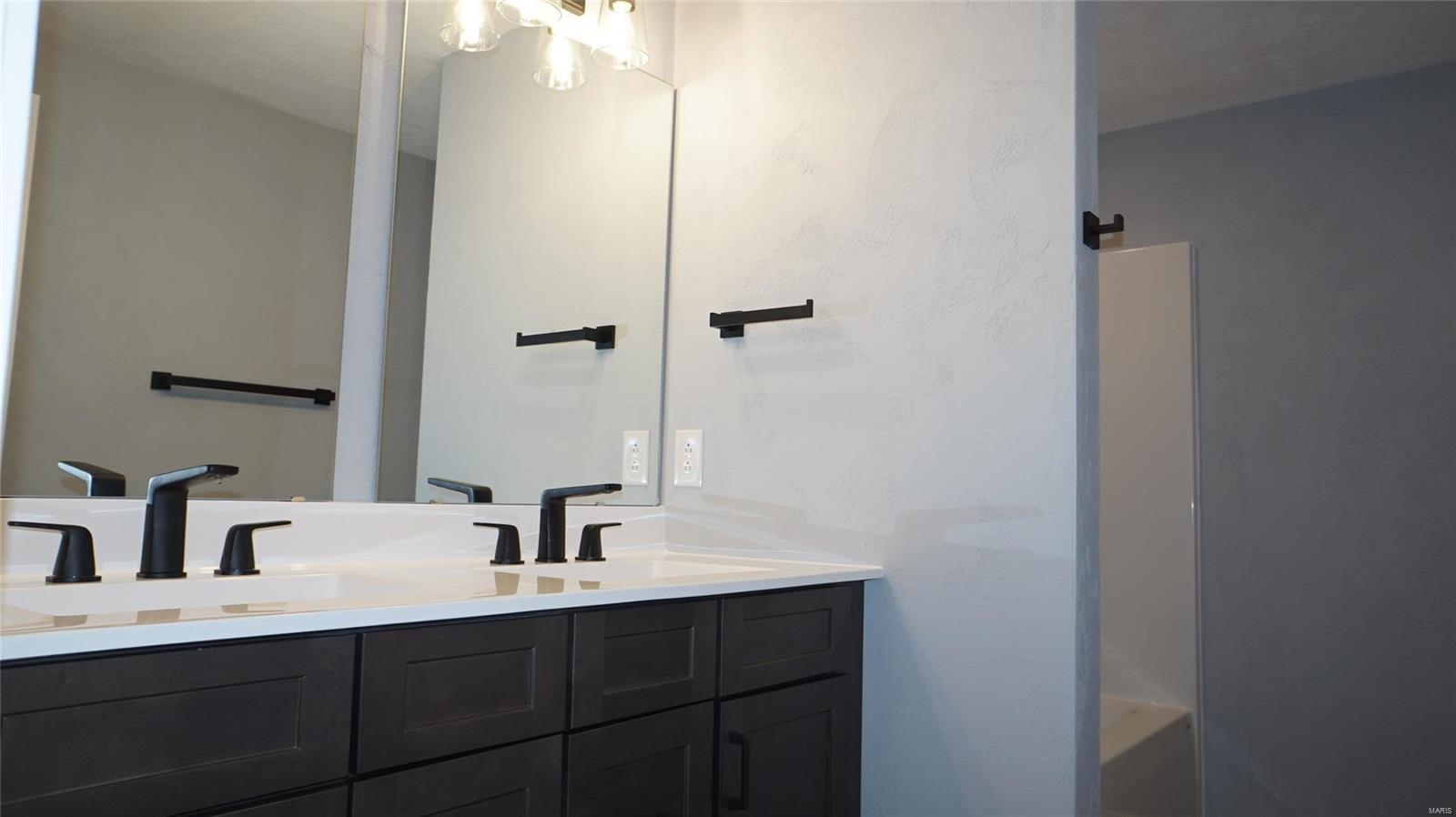 5202 Live Oak Drive Smithton, IL 62285 - Photo 52 of 70