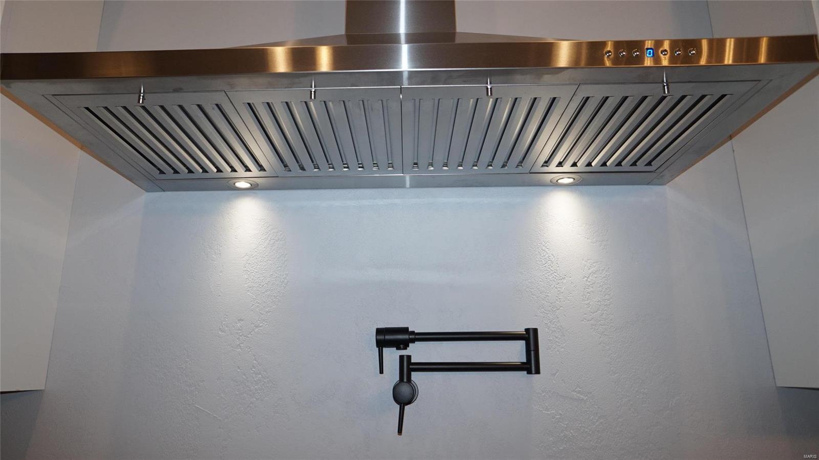 5202 Live Oak Drive Smithton, IL 62285 - Photo 9 of 70