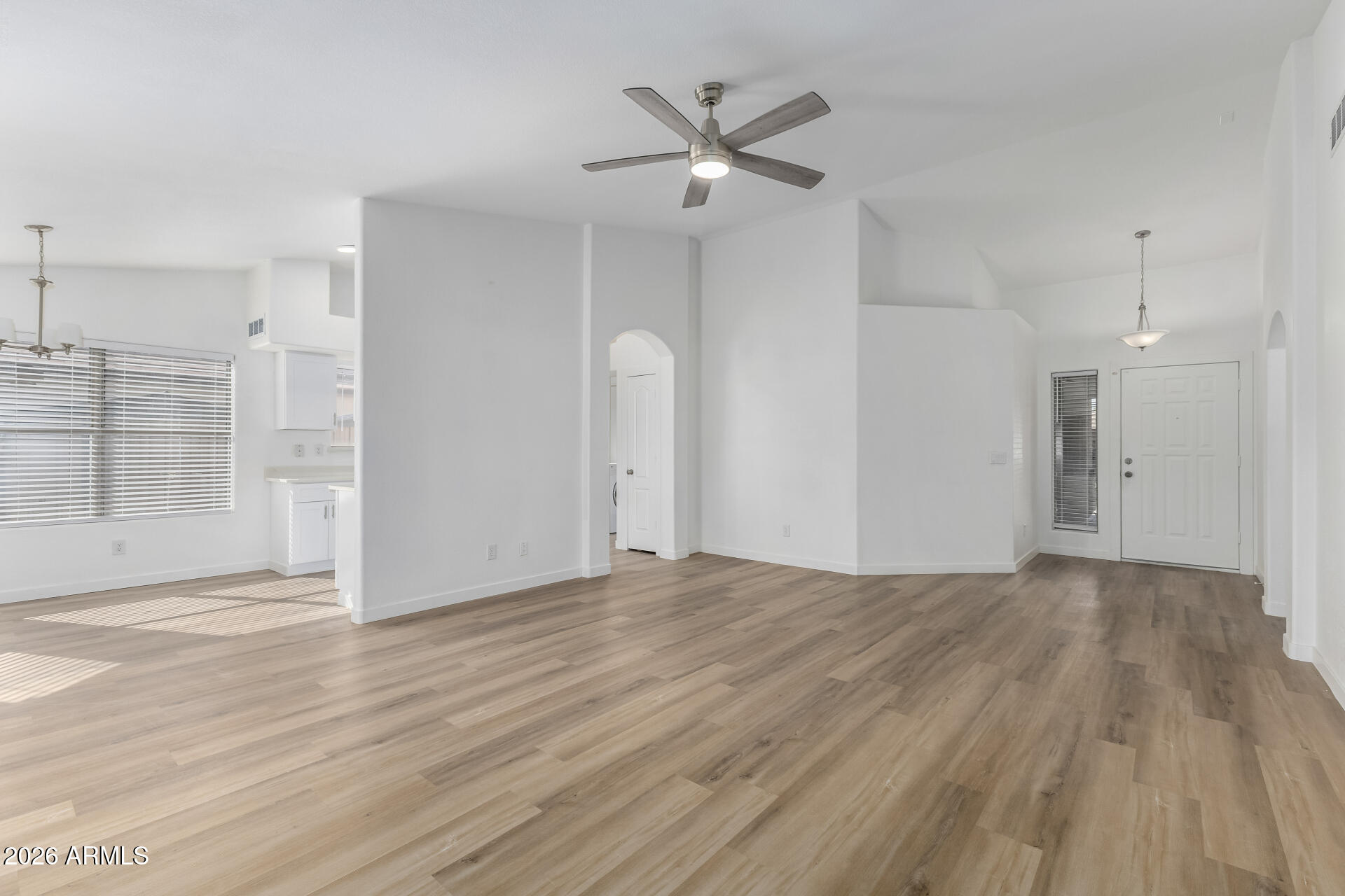 2085 East Smoke Tree Road Gilbert, AZ 85296 - Photo 6 of 27 06 - Smoke Tree