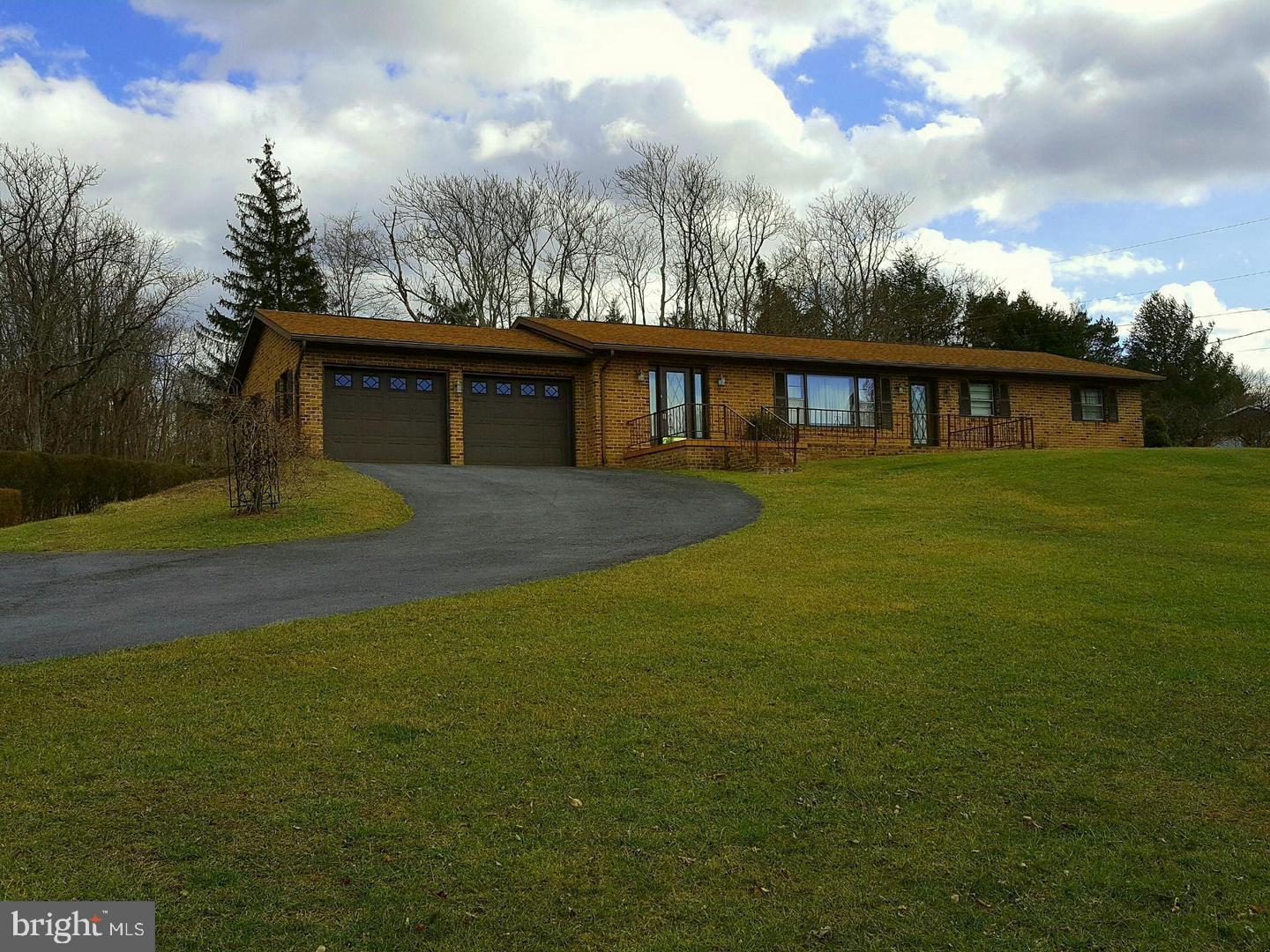 28 Grove Heights Road Berkeley Springs, WV 25411 - Photo 1 of 31 Gallery Image 1