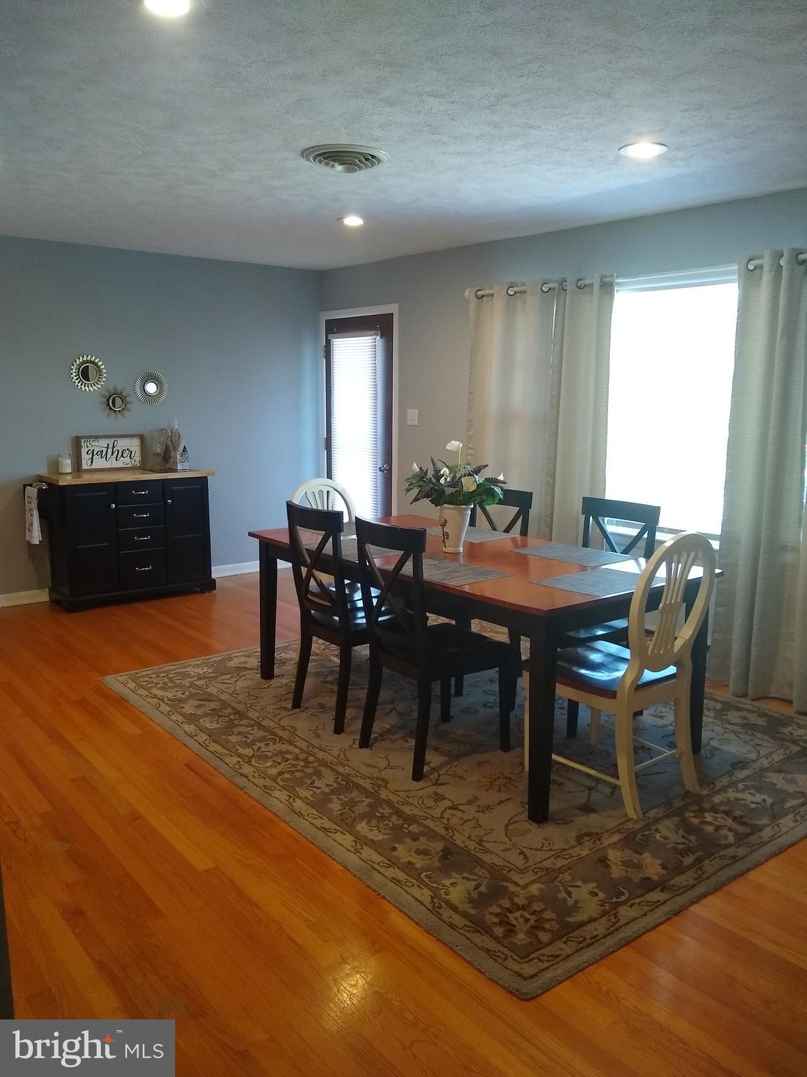 28 Grove Heights Road Berkeley Springs, WV 25411 - Photo 8 of 31 Dining Room