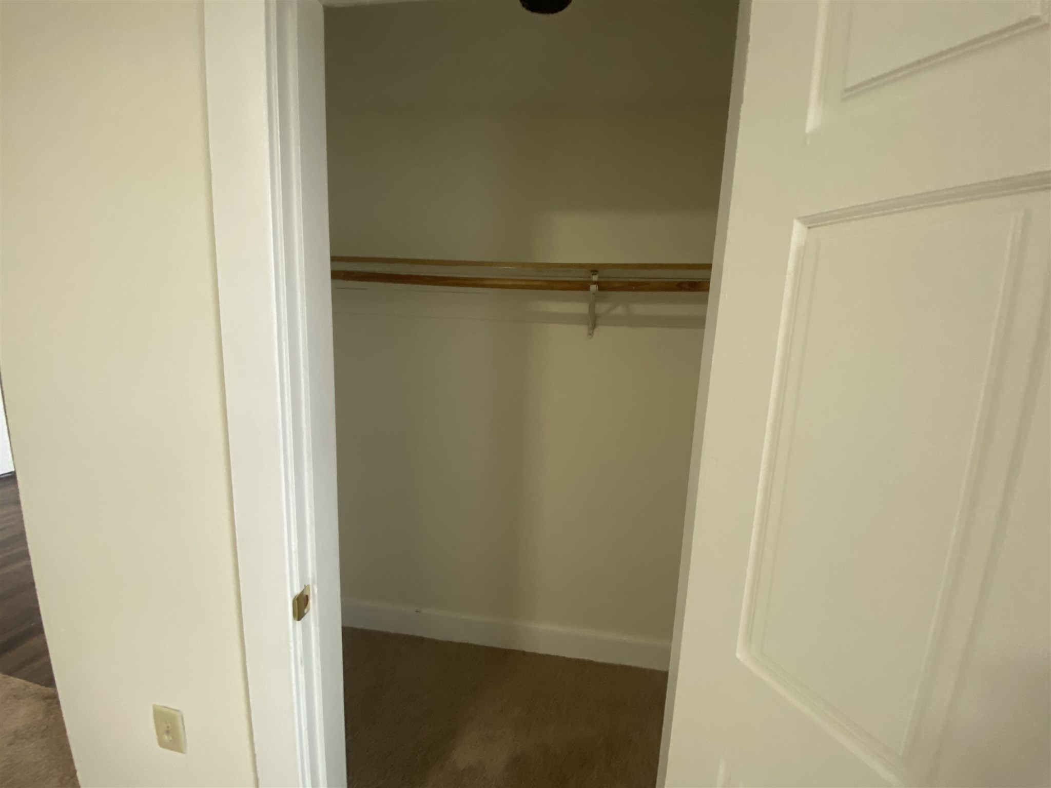 22 Ferry Street, Unit 2 Manchester, NH 03102 - Photo 30 of 40