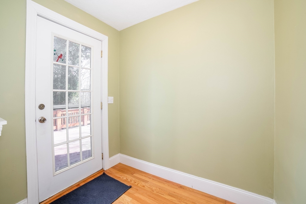 4 Winston Road Worcester, MA 01606 - Photo 23 of 32