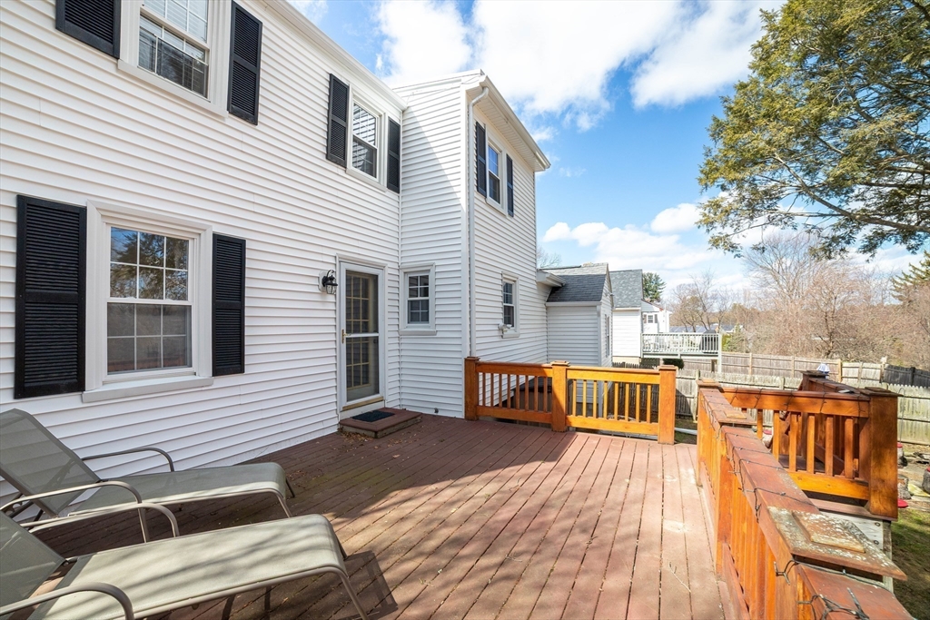 4 Winston Road Worcester, MA 01606 - Photo 24 of 32