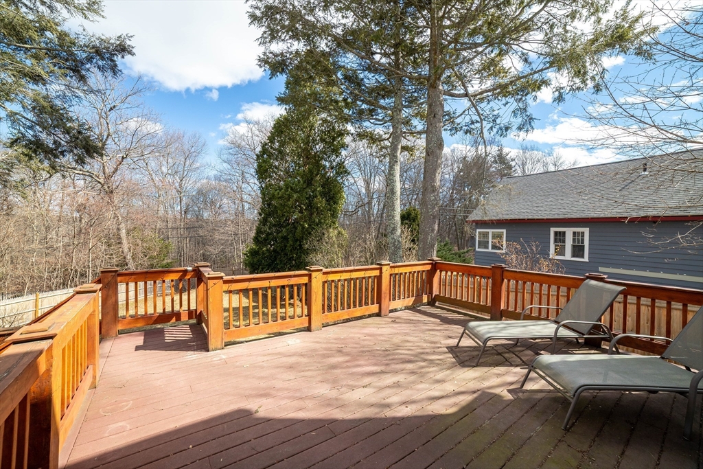 4 Winston Road Worcester, MA 01606 - Photo 25 of 32