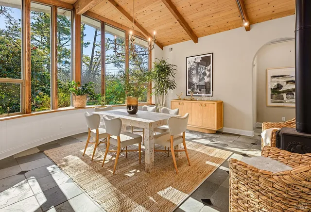 $1,995,000 | 10360 Barnett Valley Road, Sebastopol, CA 95472