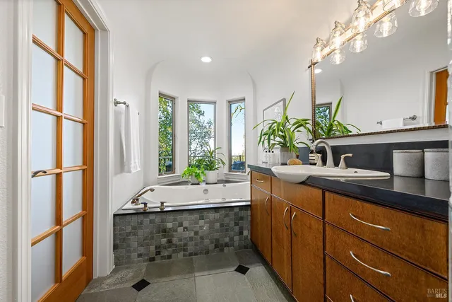 $1,995,000 | 10360 Barnett Valley Road, Sebastopol, CA 95472