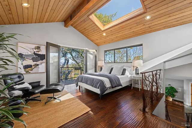 $1,995,000 | 10360 Barnett Valley Road, Sebastopol, CA 95472