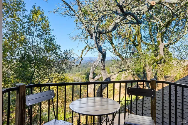 $1,995,000 | 10360 Barnett Valley Road, Sebastopol, CA 95472