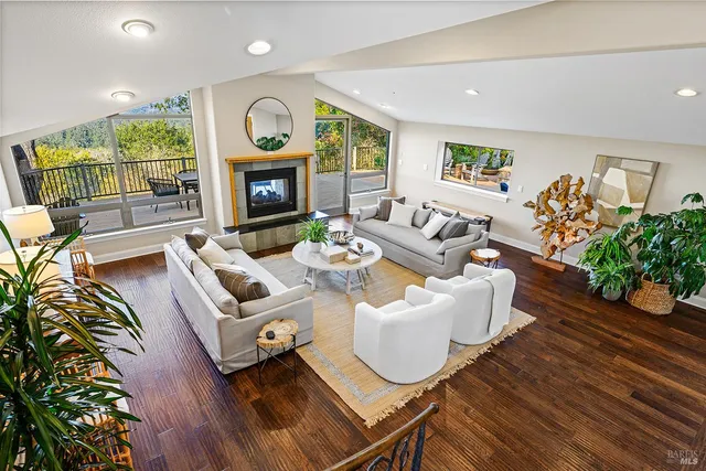 $1,995,000 | 10360 Barnett Valley Road, Sebastopol, CA 95472