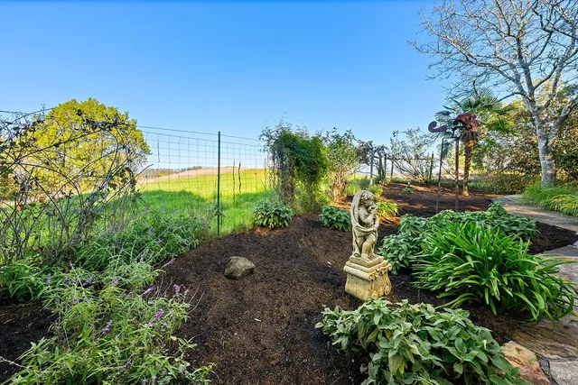 $1,995,000 | 10360 Barnett Valley Road, Sebastopol, CA 95472