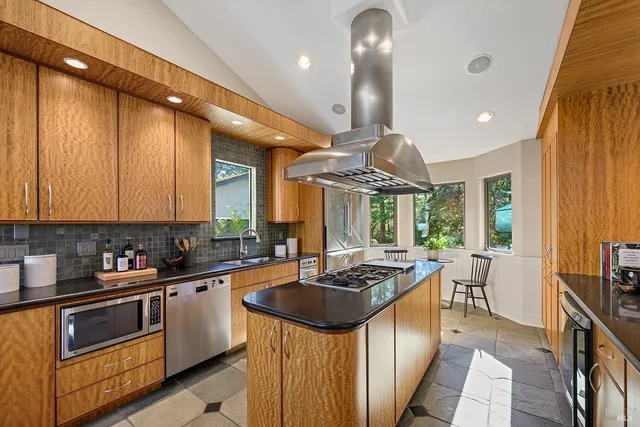 $1,995,000 | 10360 Barnett Valley Road, Sebastopol, CA 95472