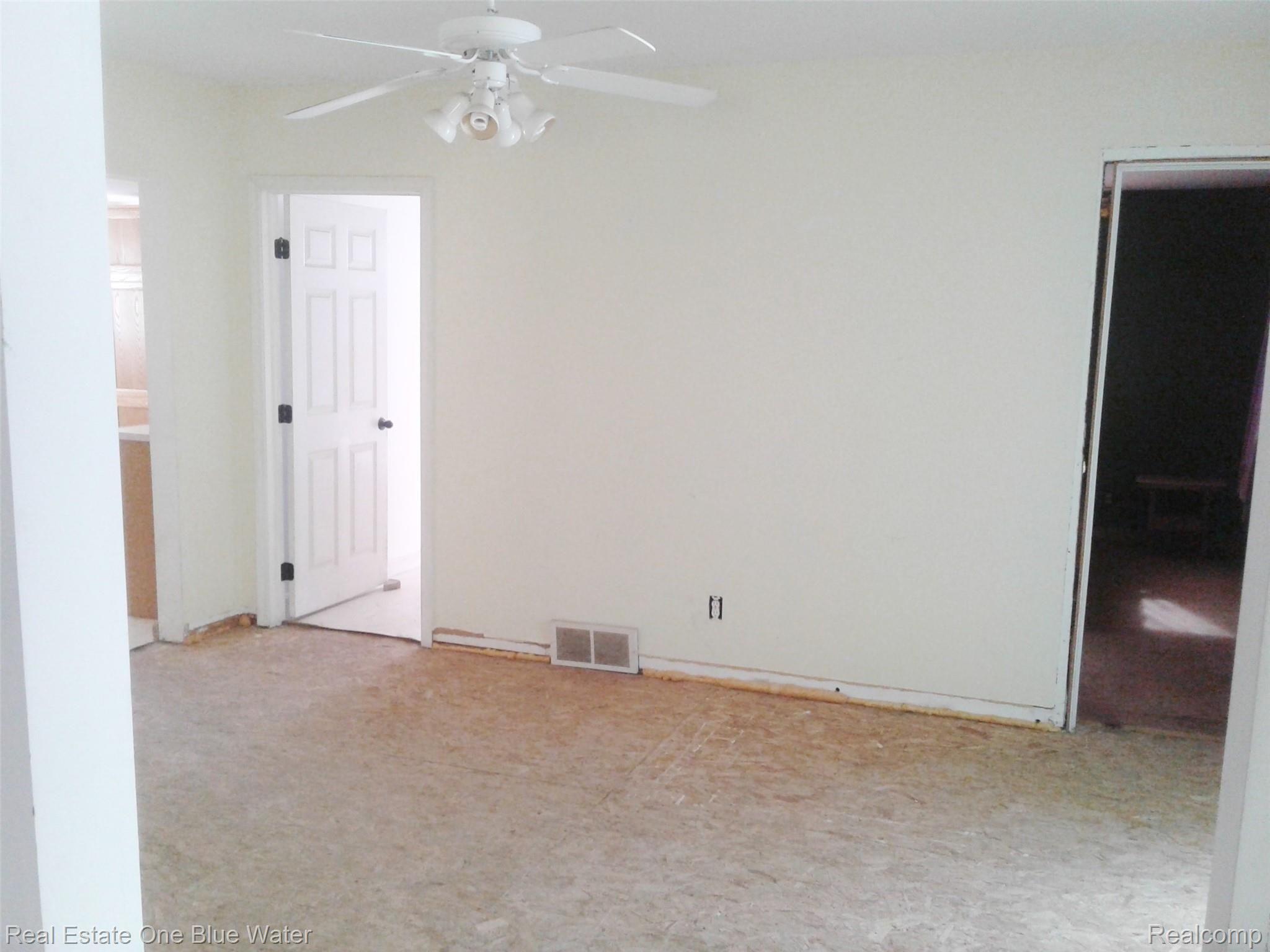 1344 North Stringer Road Sandusky, MI 48471 - Photo 8 of 14 20201011_115836.jpg