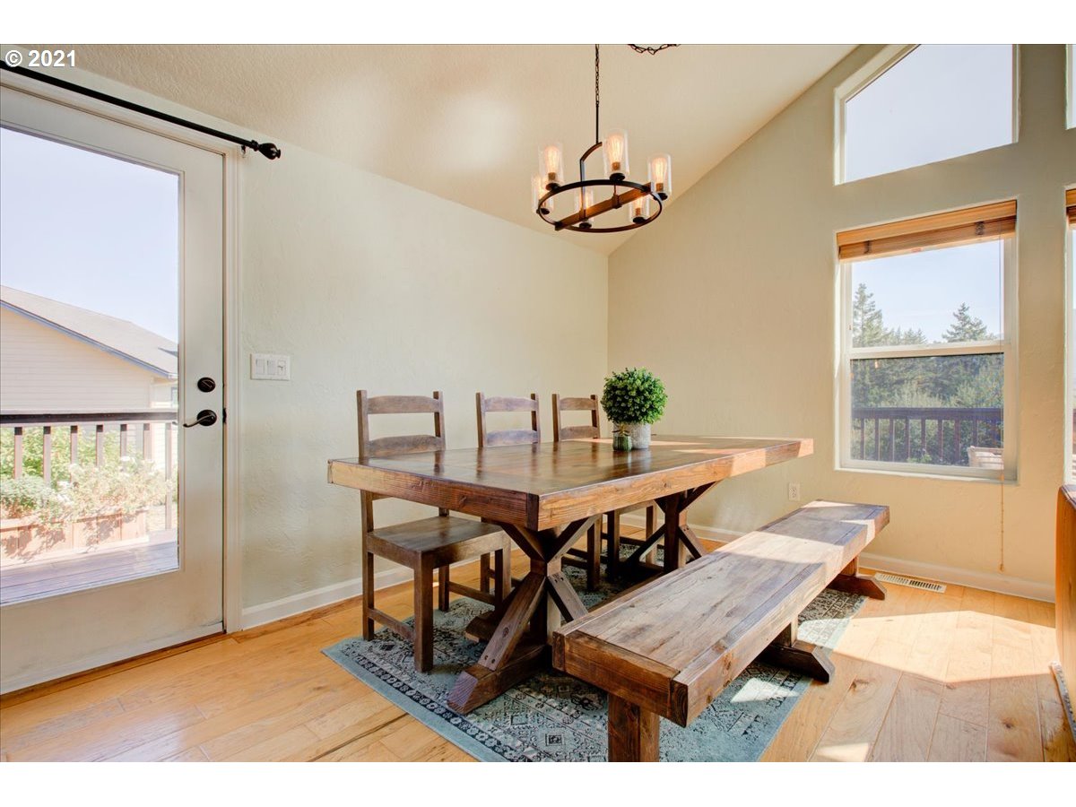 322 Flint Way Carson, WA 98610 - Photo 12 of 31 Gallery Image 12