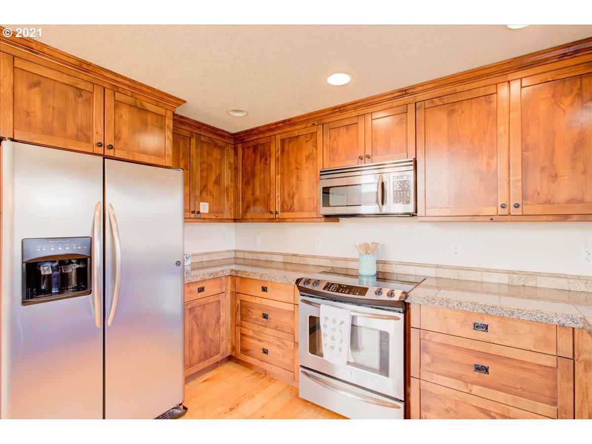322 Flint Way Carson, WA 98610 - Photo 14 of 31 Gallery Image 14