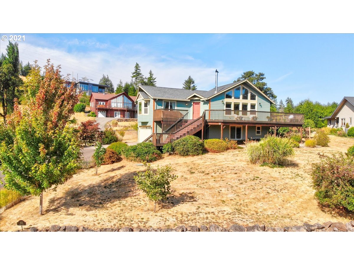 322 Flint Way Carson, WA 98610 - Photo 3 of 31 Gallery Image 3
