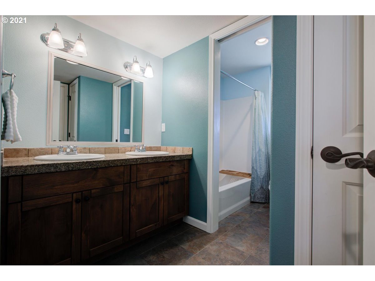 322 Flint Way Carson, WA 98610 - Photo 28 of 31 Gallery Image 28