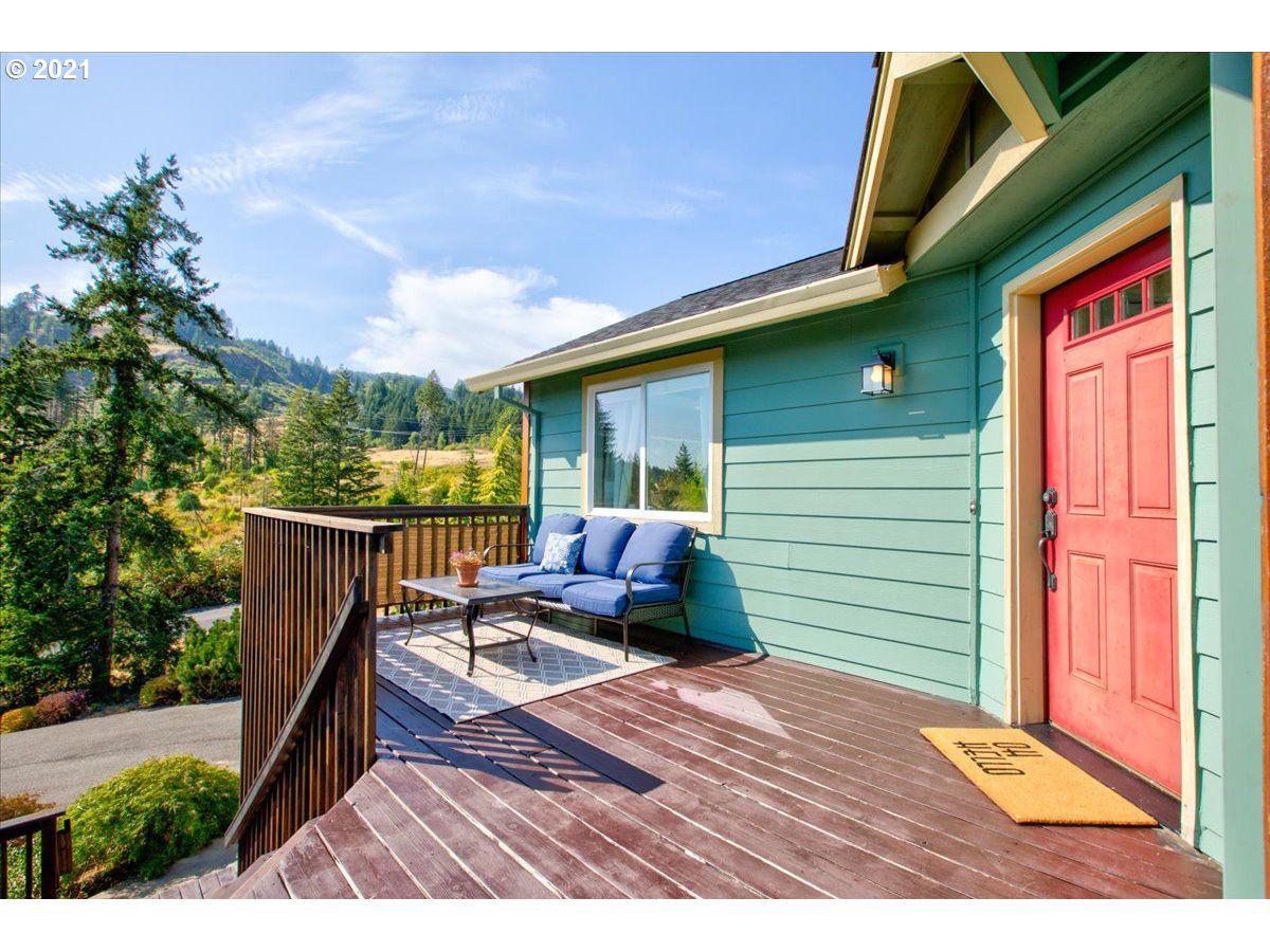 322 Flint Way Carson, WA 98610 - Photo 7 of 31 Gallery Image 7