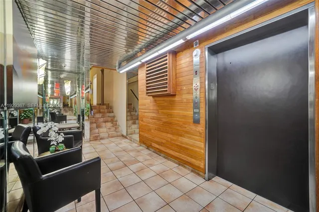 $339,900 | 2818 North 46th Avenue, Unit K287, Hollywood, FL 33021