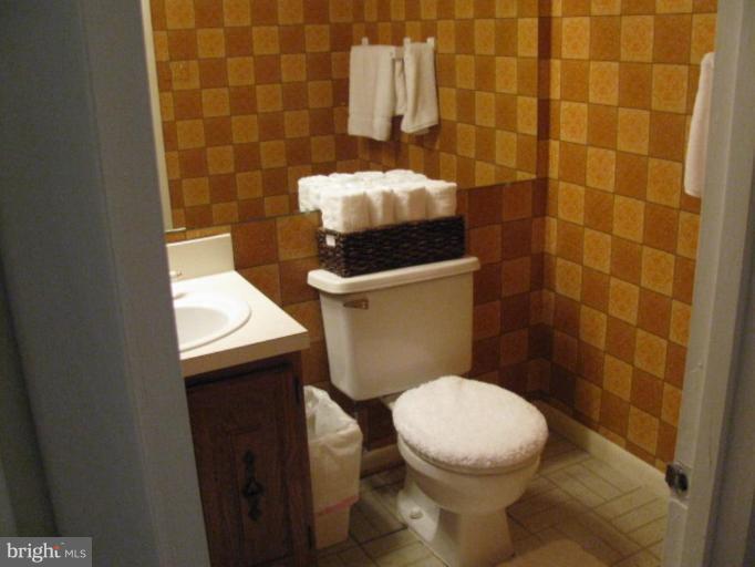2237 Gunsmith Square Reston, VA 20191 - Photo 11 of 20 Bath #2