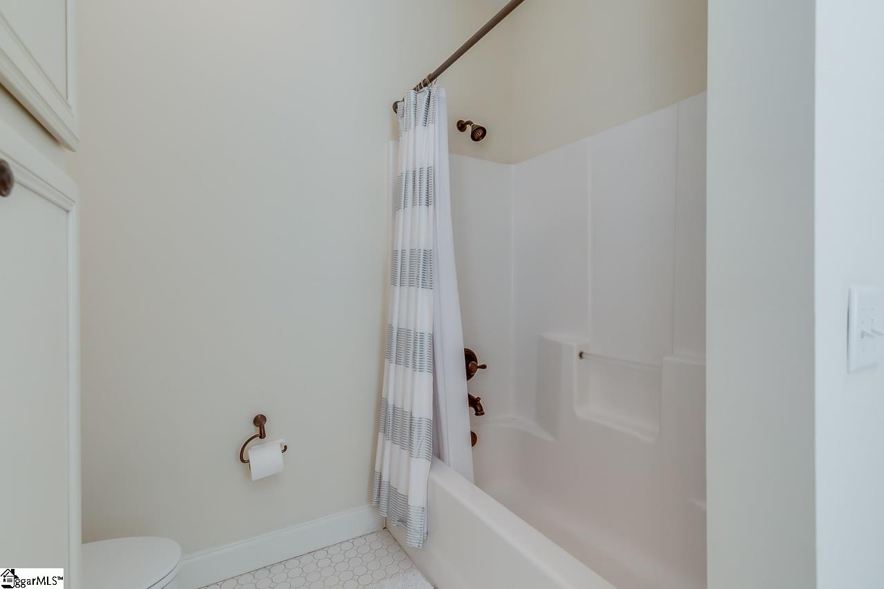 1 Donemere Way Fountain Inn, SC 29644 - Photo 28 of 36