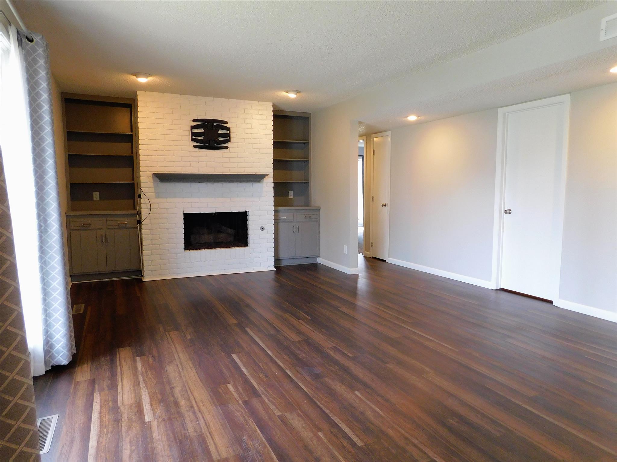 3625 34th Street Moline, IL 61265 - Photo 2 of 17