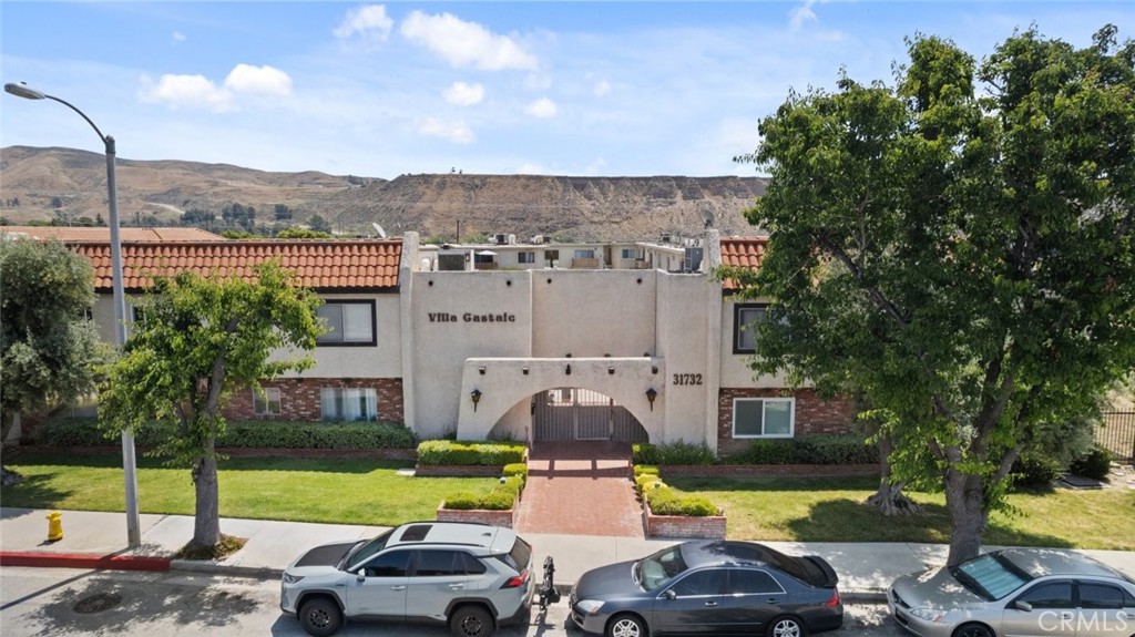 31732 Ridge Rte Road, Unit 109 Castaic, CA 91384 - Photo 1 of 1 Gallery Image 1