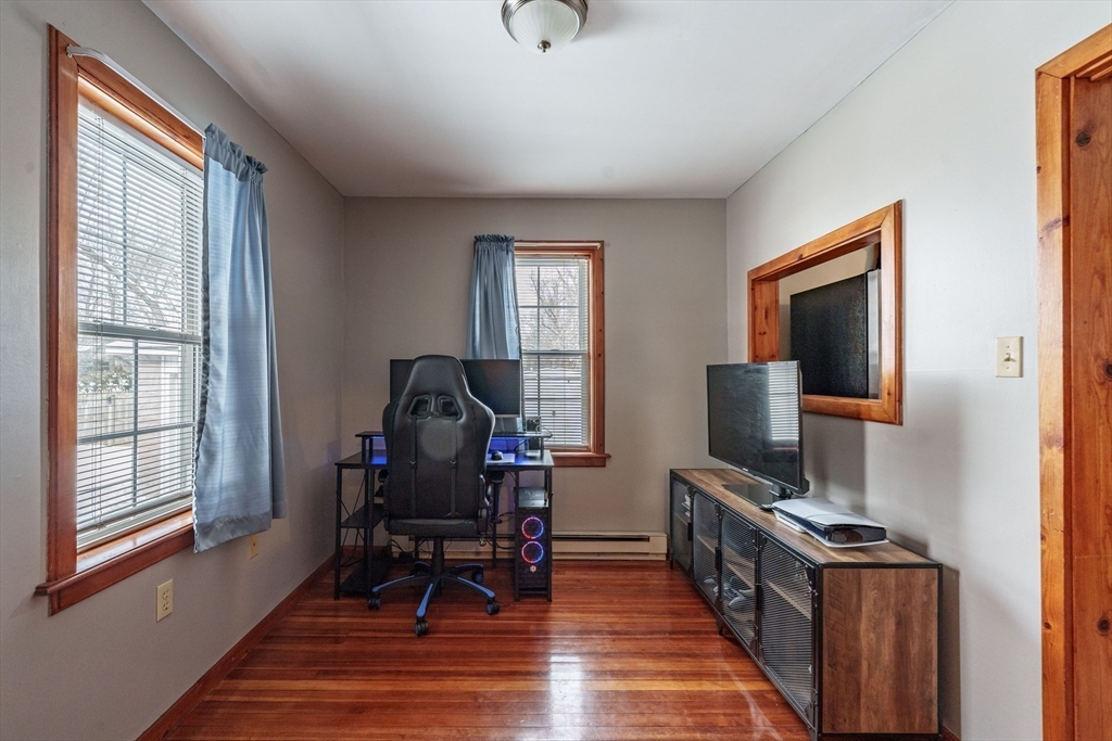 88 Fisher Street Springfield, MA 01109 - Photo 12 of 33 Gallery Image 12