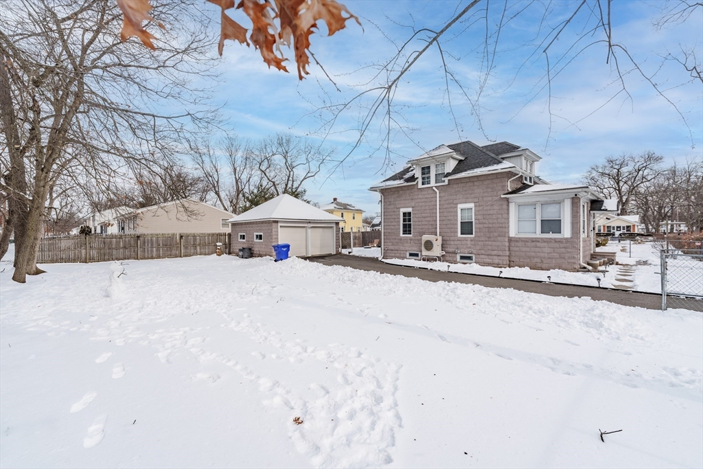 88 Fisher Street Springfield, MA 01109 - Photo 27 of 33 Gallery Image 27