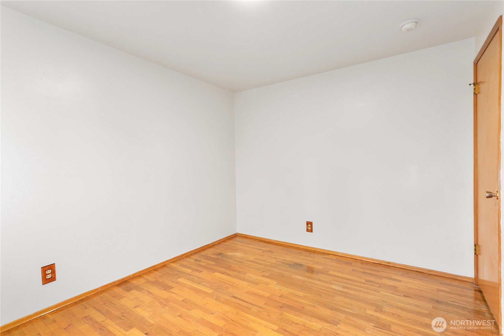 7416 25th Street West Tacoma, WA 98466 - Photo 28 of 39 a view of an empty room