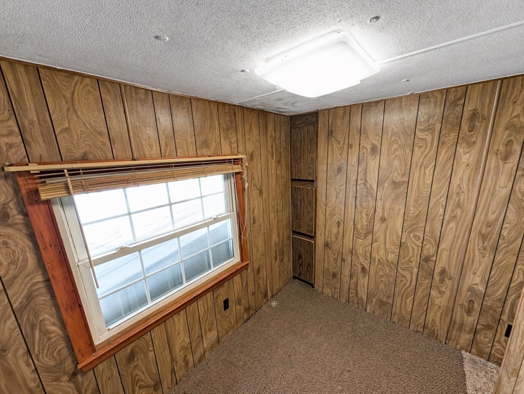 404 Southwick Road, Unit 4 Westfield, MA 01085 - Photo 12 of 27