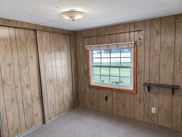 $59,900 | 404 Southwick Road, Unit 4, Westfield, MA 01085