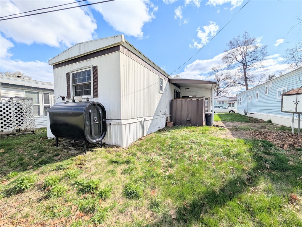 404 Southwick Road, Unit 4 Westfield, MA 01085 - Photo 4 of 27