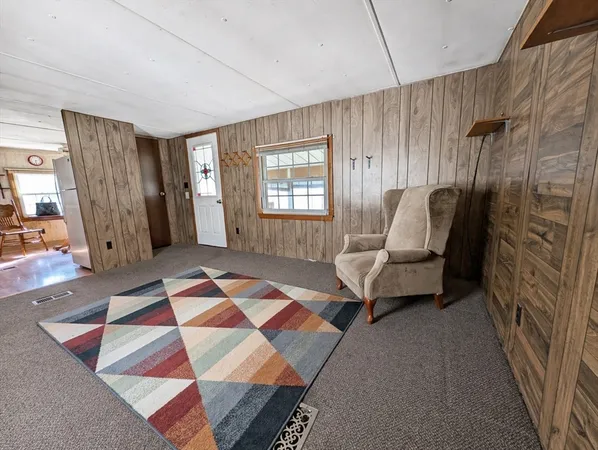$59,900 | 404 Southwick Road, Unit 4, Westfield, MA 01085