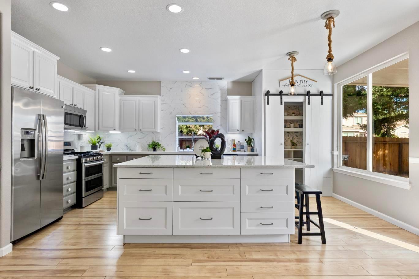 2445 Abbeyhill Road Lincoln, CA 95648 - Photo 13 of 88 Gallery Image 13