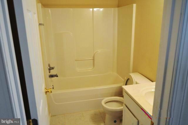 9223 Coleman Thomas Road Columbia, MD 21046 - Photo 13 of 21 Bath