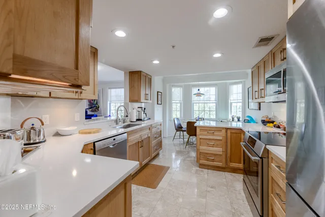 $1,400,000 | 33 Comares Avenue, Unit 305 / BOATSLIPS 8 & 16, St. Augustine, FL 32080