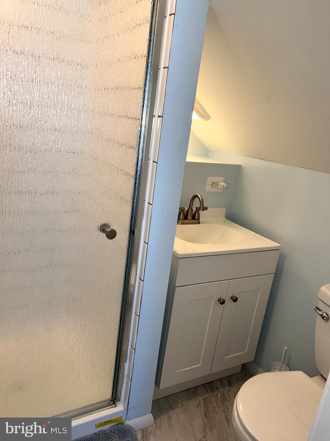 305 Liberty Road Essex, MD 21221 - Photo 22 of 32 Upper level Bathroom