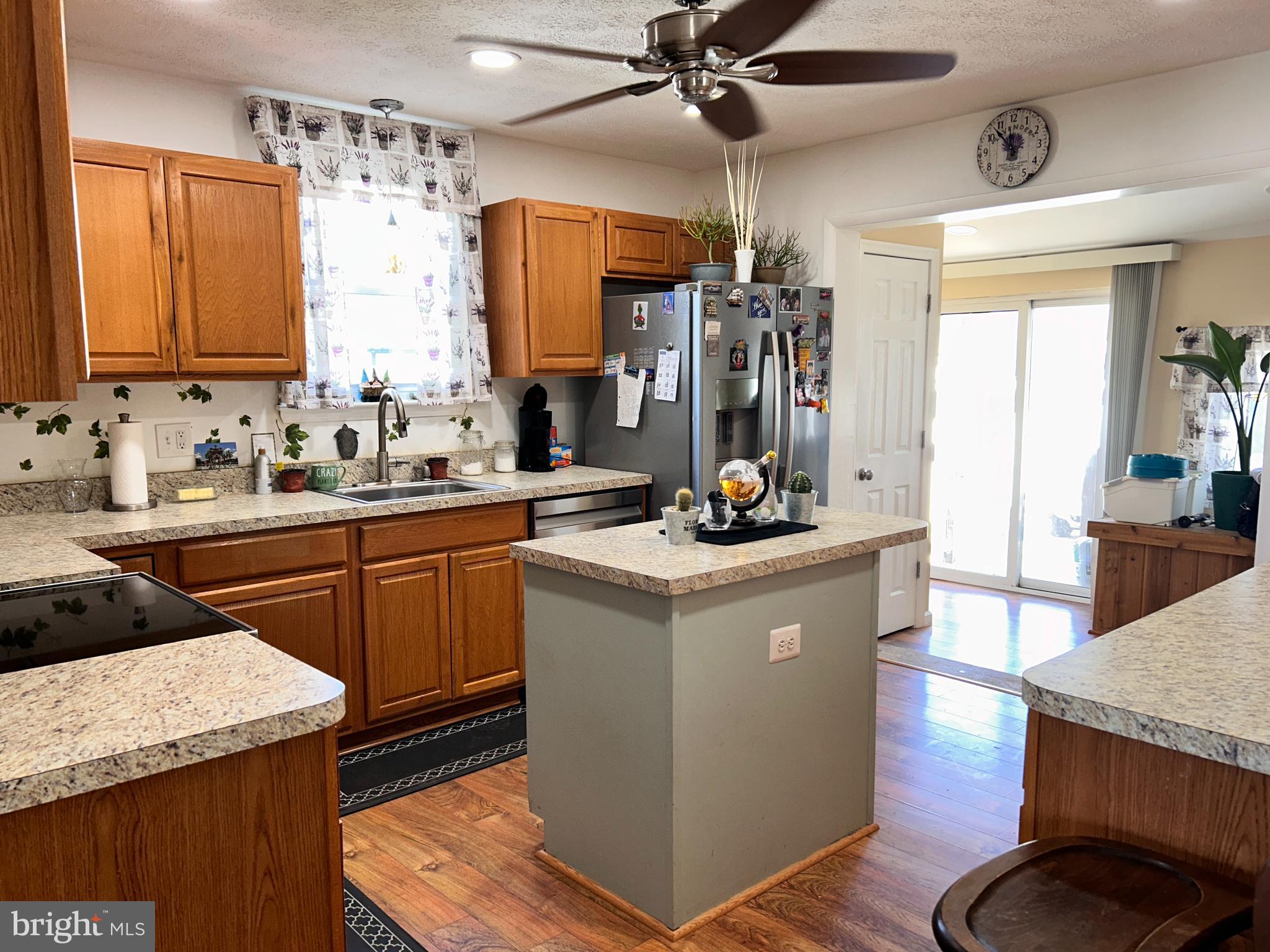 305 Liberty Road Essex, MD 21221 - Photo 10 of 32 Kitchen with Island