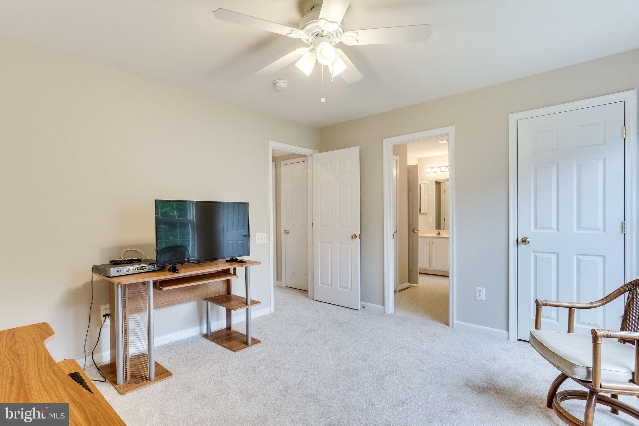 2607 Owens Road Brookeville, MD 20833 - Photo 24 of 37 Office/Study