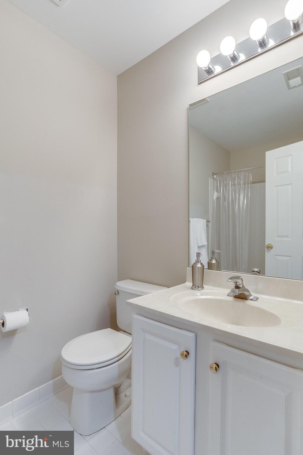 2607 Owens Road Brookeville, MD 20833 - Photo 32 of 37 Bathroom