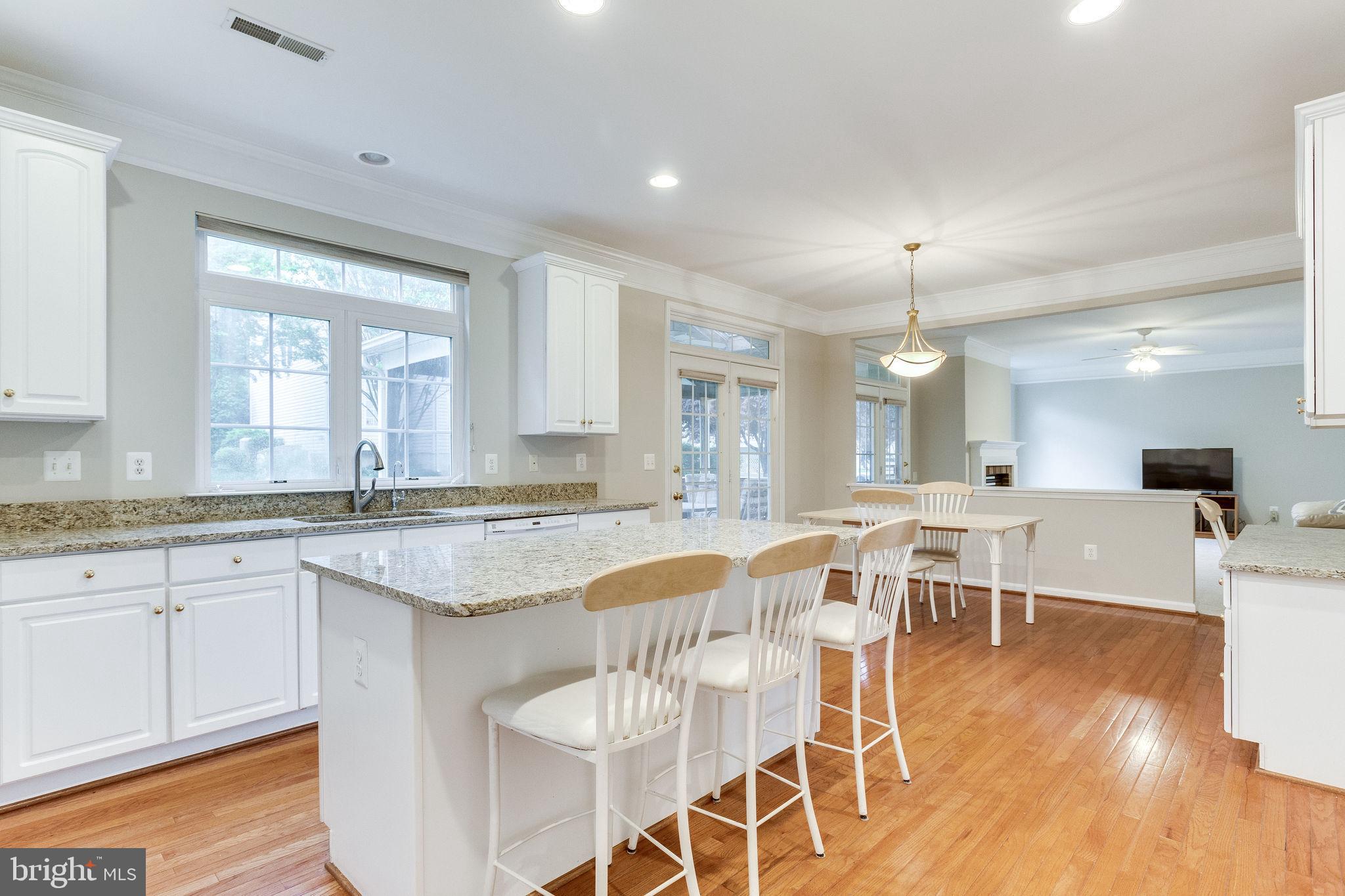 2607 Owens Road Brookeville, MD 20833 - Photo 10 of 37 Kitchen