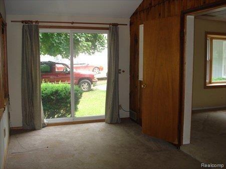 9341 Thumm Road Pinckney, MI 48169 - Photo 5 of 7 DSC07156