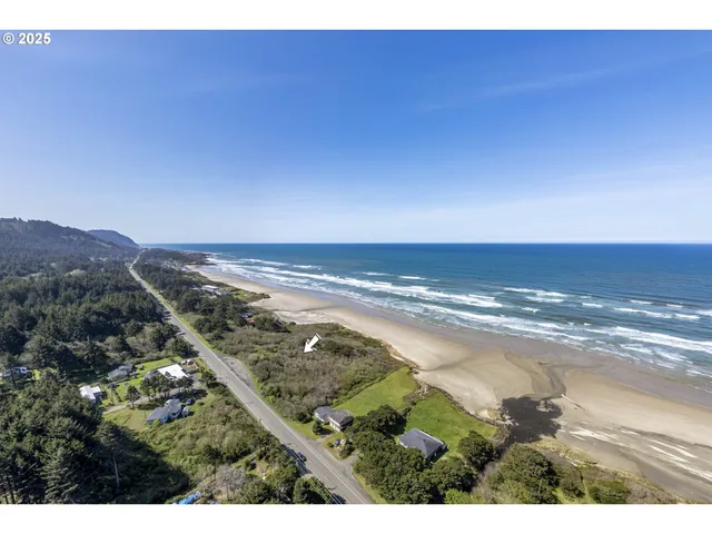 $990,000 | 4059 Highway 101, Yachats, OR 97498
